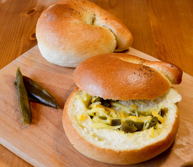 Taiwan peeled chili pepper bagel
