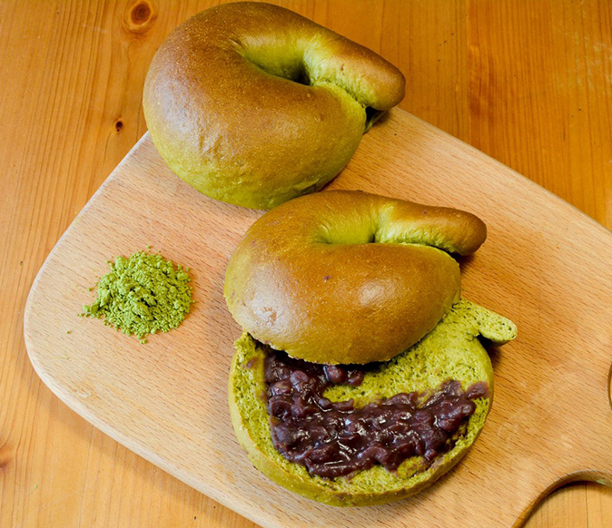 Red bean matcha bagel